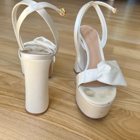 GIANVITO ROSSI
70 bow-embellished satin platform sandals- size 38 - Picture 9 of 12